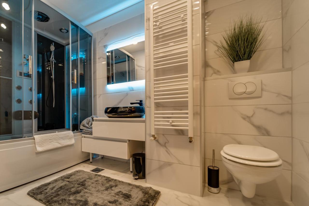 Sobe "Ela" Bed & Breakfast Fuzine Exterior photo