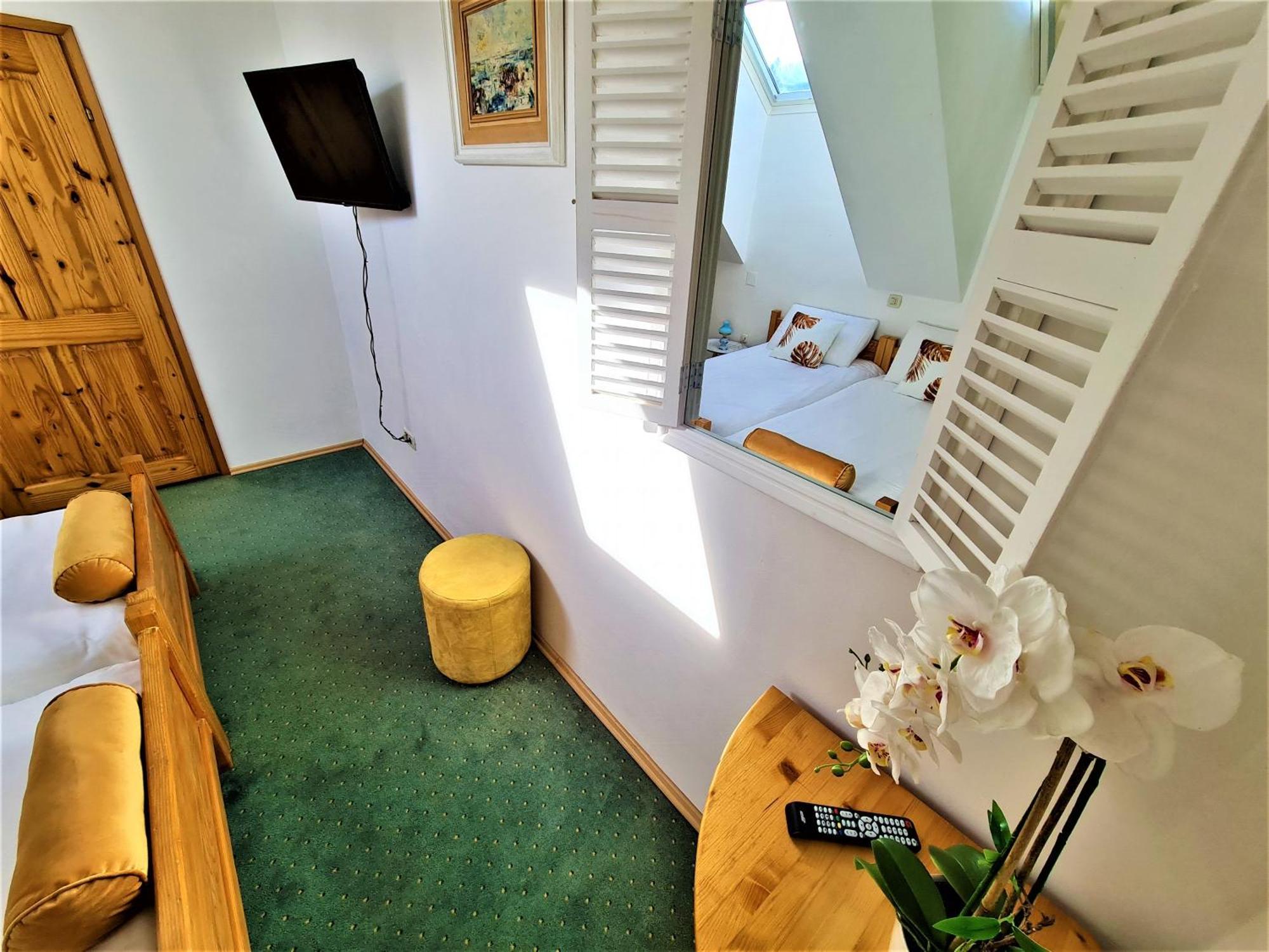 Sobe "Ela" Bed & Breakfast Fuzine Room photo